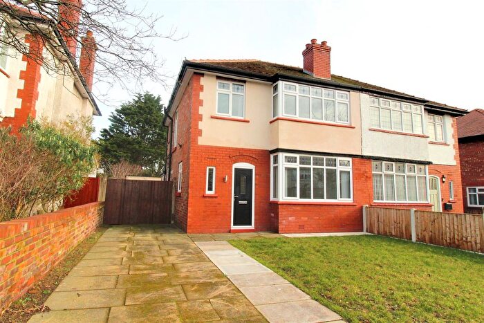 3 Bedroom Semi-Detached House To Rent In Oakwood Avenue, Ainsdale, Southport, PR8