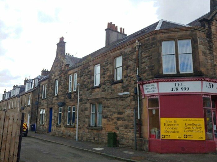 2 Bedroom Flat To Rent In Abbey Road Place, Stirling, Stirlingshire, FK8