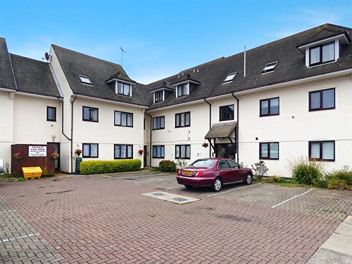 1 Bedroom Apartment To Rent In Gloucester Road, Littlehampton, BN17