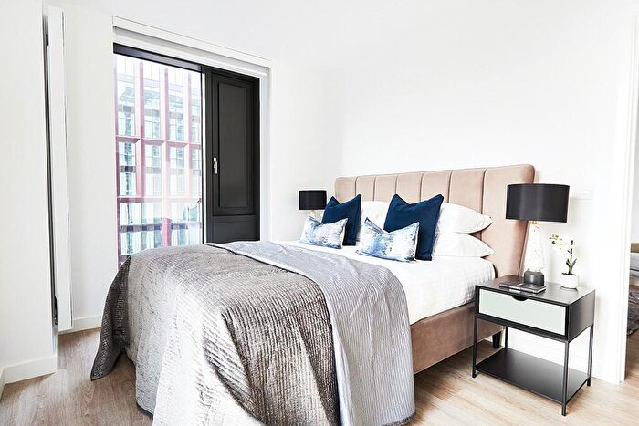 2 Bedroom Apartment To Rent In , Uhaus East, Nobel Way, Circle Square, Manchester, Greater Manchester, M1