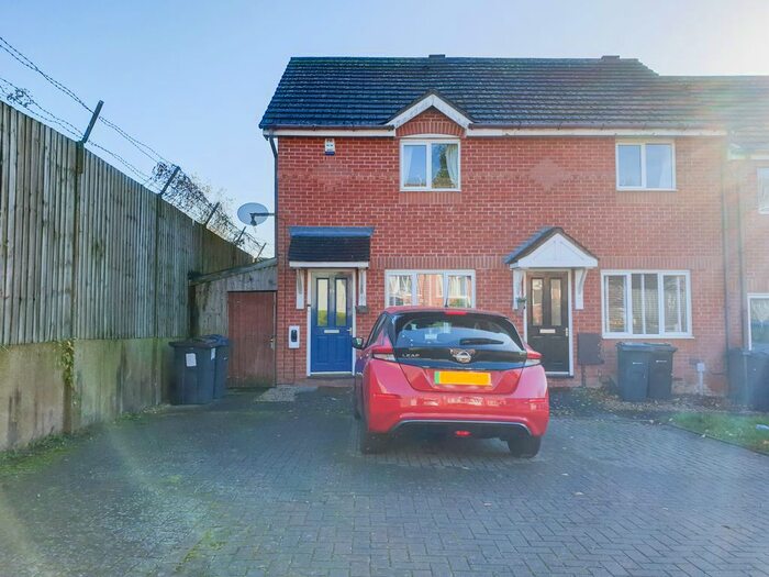 2 Bedroom End Of Terrace House To Rent In Mercia Drive, Kings Heath, Birmingham, B14