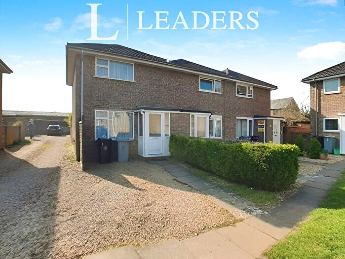 2 Bedroom Semi-Detached House To Rent In Clover Road, Market Deeping, PE6