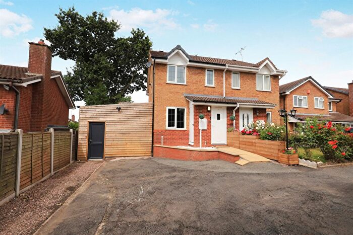 3 Bedroom Semi Detached House For Sale In Nevis Grove, Coppice Farm, Willenhall, WV12
