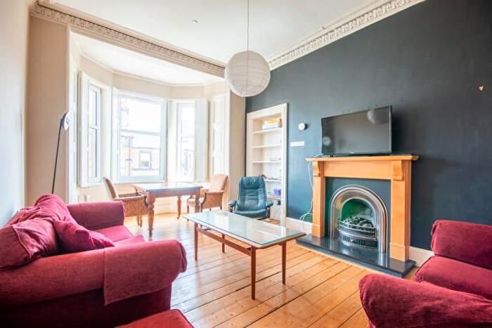 4 Bedroom Flat To Rent In Dalkeith Road, Edinburgh, EH16