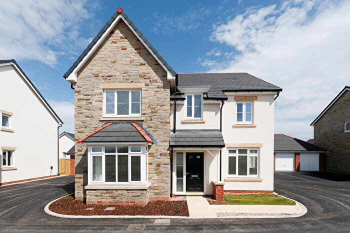 5 Bedroom Detached House For Sale In Callington Road Tavistock, PL19