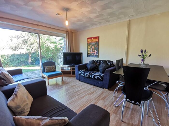 7 Bedroom Semi Detached House To Rent In Uplands, Canterbury, CT2