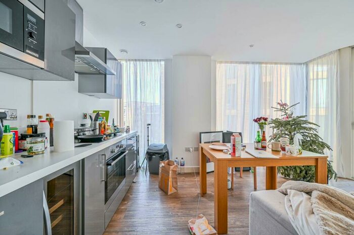 1 Bedroom Flat To Rent In Surrey Quays Road, Canada Water, London, SE16