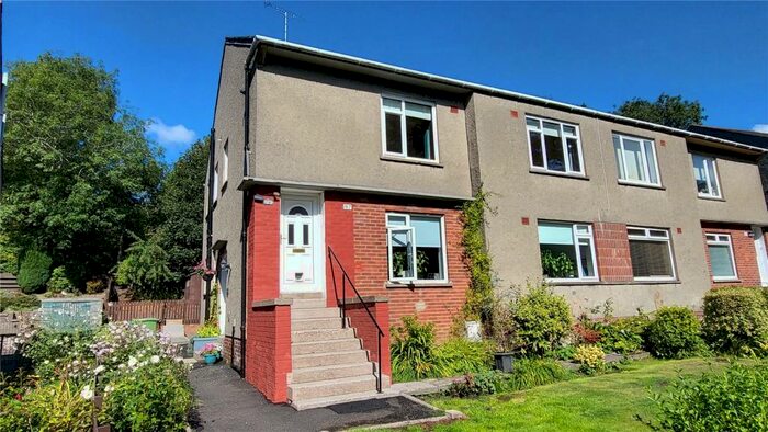 3 Bedroom Flat To Rent In Brenfield Road, Muirend, Glasgow, G44