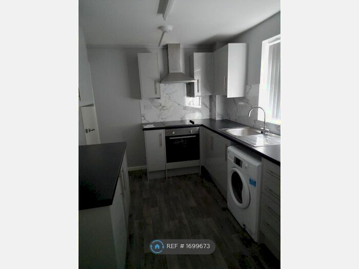 1 Bedroom Flat To Rent In Alton Terrace, Shrewsbury, SY3
