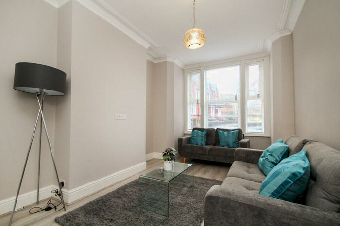 4 Bedroom Terraced House To Rent In Brookfield Place, Headingley, LS6