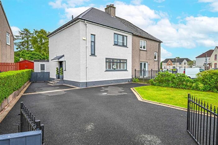 3 Bedroom Semi-Detached House For Sale In Castle Avenue, Motherwell, ML1