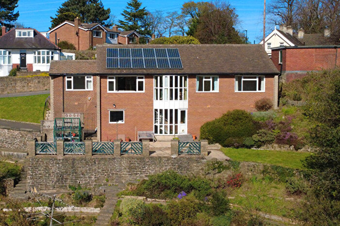 4 Bedroom Bungalow For Sale In Brincliffe Edge Road, Sheffield, S11