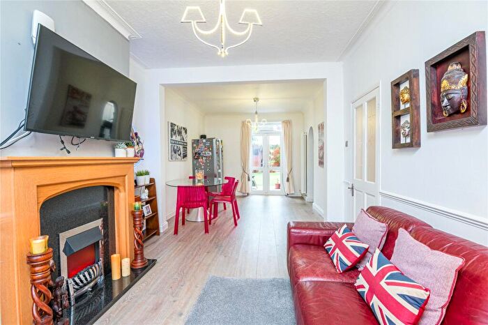 3 Bedroom Terraced House For Sale In Richmond Street, Southend-on-Sea, Essex, SS2