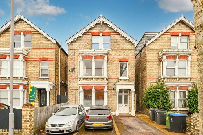 2 Bedroom Flat To Rent In Beaufort Road, Kingston, Kingston Upon Thames, KT1