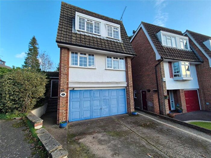 4 Bedroom Detached House For Sale In The Maltings, Orpington, Kent, BR6