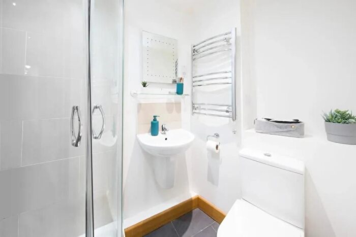 Studio To Rent In Grange Lane, Leicester, LE2