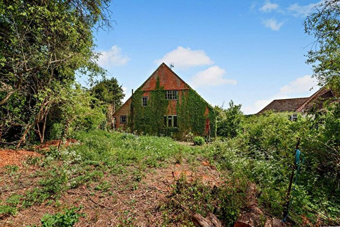 2 Bedroom Detached House For Sale In Long Hedge, Lambourn, Hungerford, Berkshire, RG17