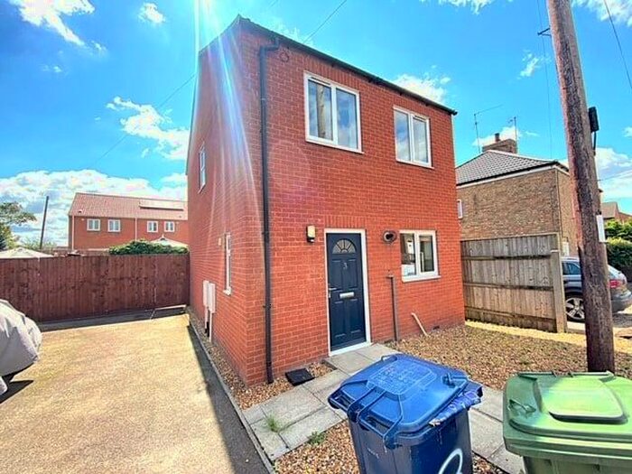 3 Bedroom Detached House To Rent In New Drove, Wisbech, PE13