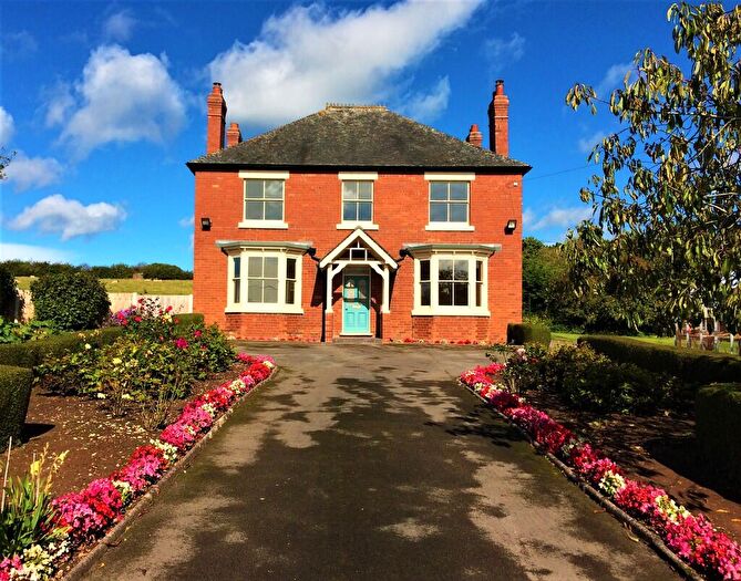 3 Bedroom Detached House To Rent In Four Lane Ends Farmhouse, ST20