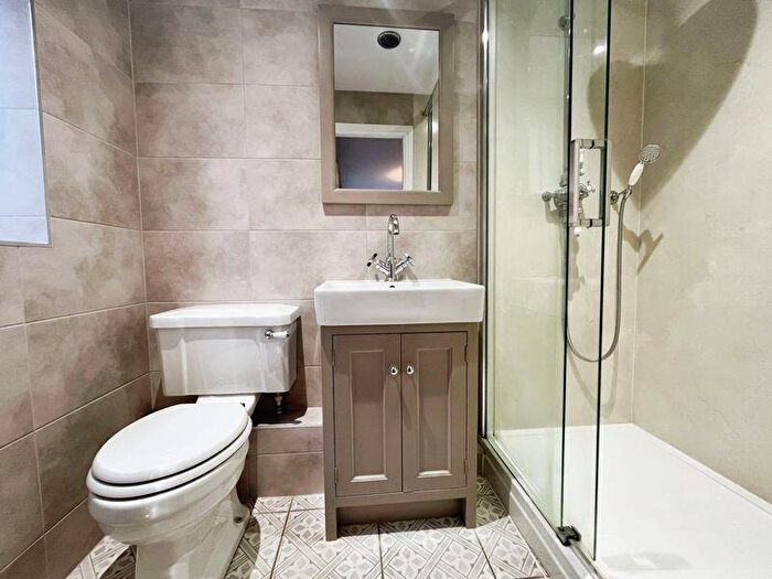 4 Bedroom Detached House For Sale In Waterslea Drive, Heaton, BL1