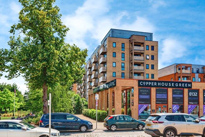 2 Bedroom Flat For Sale In Brewers Square, Dartford, Kent, DA1