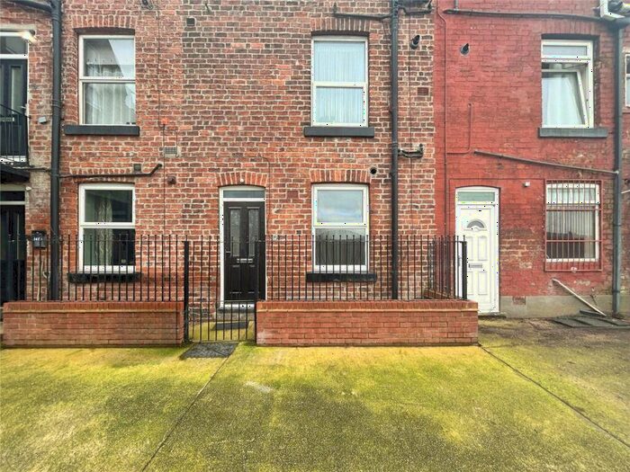 1 Bedroom Flat To Rent In Doncaster Road, Barnsley, South Yorkshire, S70