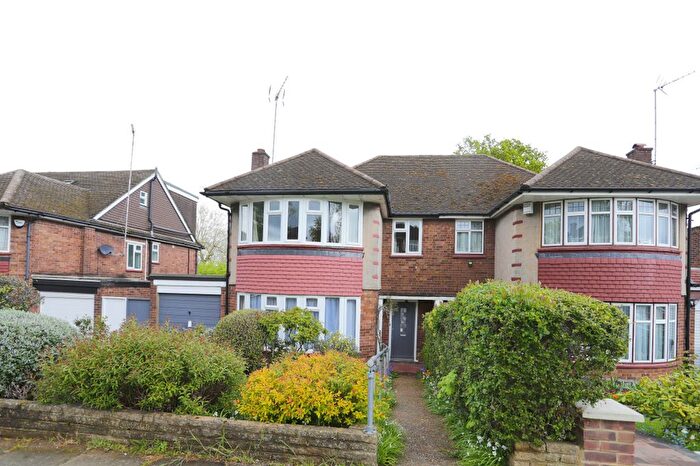 3 Bedroom Semi-Detached House To Rent In South Lodge Drive, Oakwood, N14