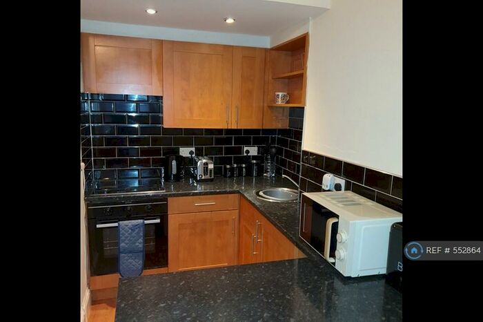 1 Bedroom Flat To Rent In Newlands Road, Glasgow, G44