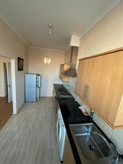 2 Bedroom Flat To Rent In Milton Road, Kent DA12
