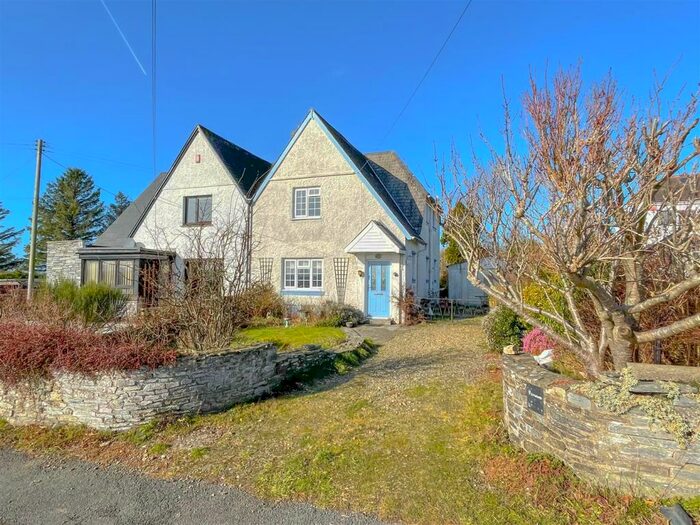 3 Bedroom Semi-Detached House For Sale In Llangoedmor, Cardigan, SA43