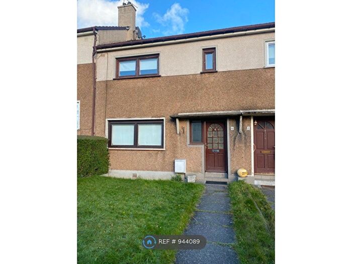 3 Bedroom Terraced House To Rent In Moraine Place, Glasgow, G15