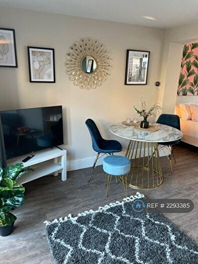 1 Bedroom Flat To Rent In Cherry Hinton Road, Cambridge, CB1