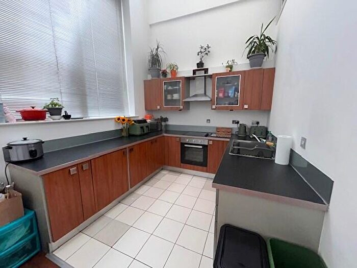 1 Bedroom Apartment To Rent In Forman House, Sherwood, NG5