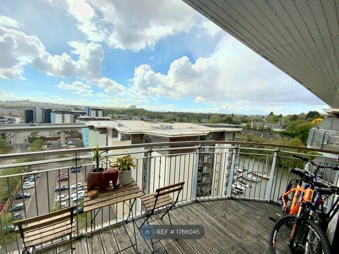 2 Bedroom Flat To Rent In Victoria Wharf, Cardiff, CF11
