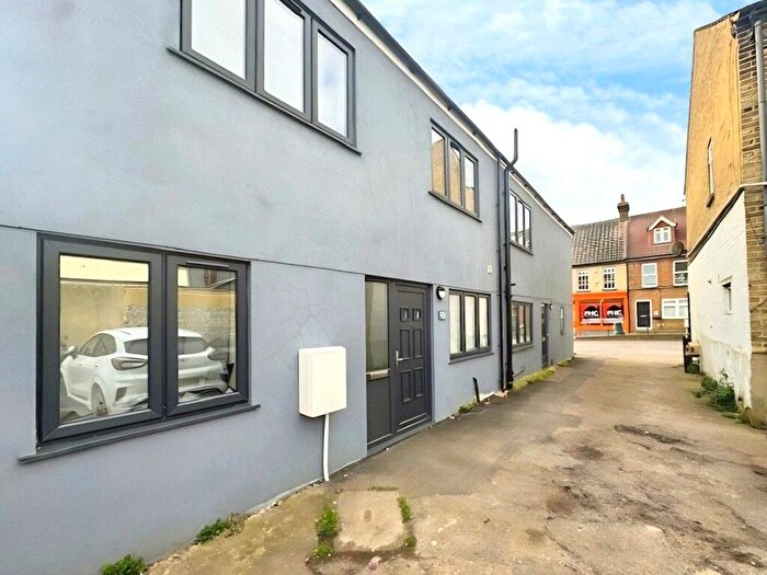 2 Bedroom End Of Terrace House To Rent In High Street, Rainham, Gillingham, Kent, ME8