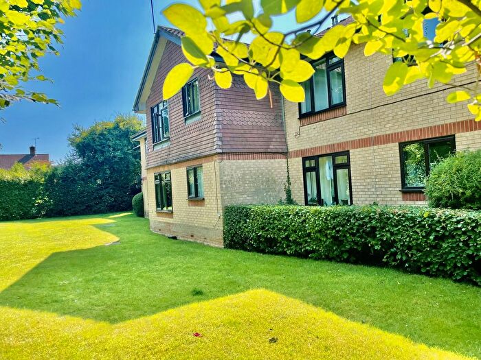 1 Bedroom Flat To Rent In Grasmere Close, Watford, WD25