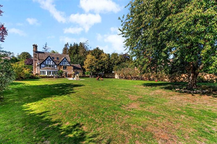 4 Bedroom Detached House For Sale In Broadway Road, Winchcombe, Cheltenham, Gloucestershire, GL54