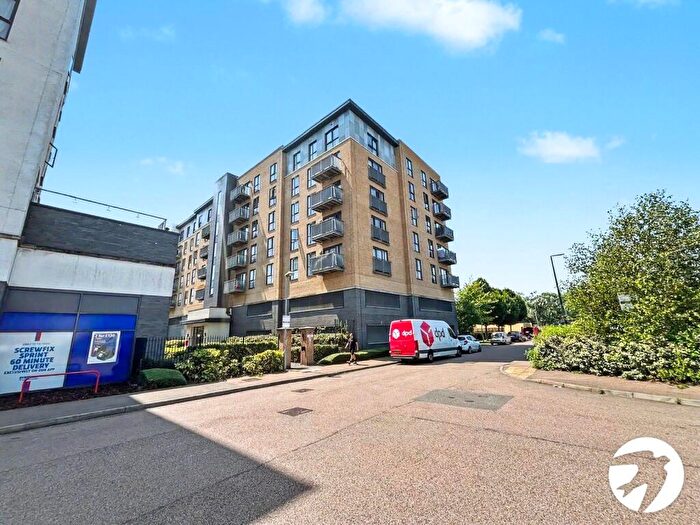 2 Bedroom Flat To Rent In Little Brights Road, Belvedere, DA17