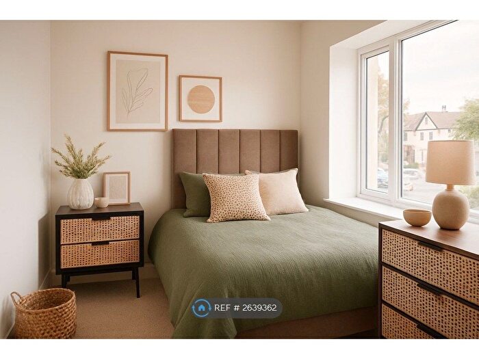 Studio To Rent In Roberts Road, High Wycombe, HP13