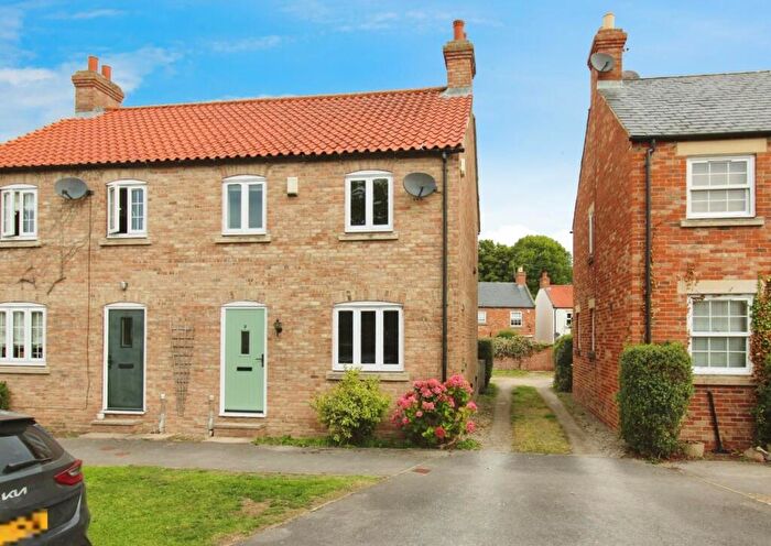3 Bedroom Semi-Detached House For Sale In Watermill Lane, North Stainley, Ripon, HG4