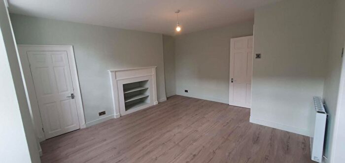 2 Bedroom Flat To Rent In /, Leith Walk, Edinburgh, EH6