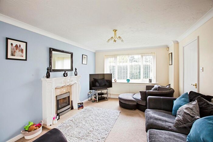 4 Bedroom Detached House For Sale In Whitley Drive, Halifax, HX2