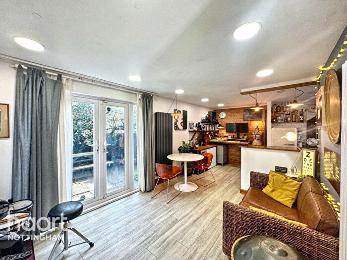 1 Bedroom Maisonette For Sale In Beardsley Gardens, The Meadows, NG2