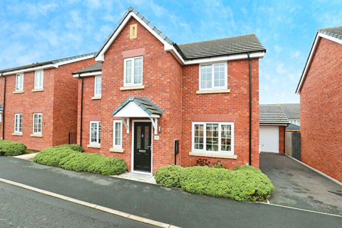 4 Bedroom Detached House For Sale In Alfred King Close, Crewe, Cheshire, CW2