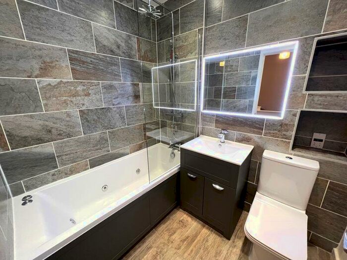 2 Bedroom Terraced House To Rent In Brown Street, Salford, M6