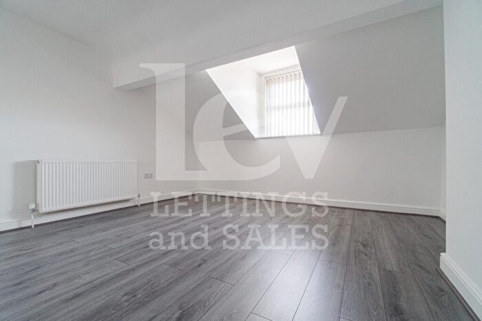 2 Bedroom Flat To Rent In Unit, Marlborough Road, Liverpool, Merseyside, L13