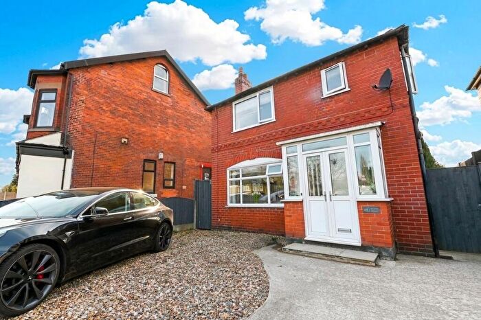 3 Bedroom Detached House For Sale In Bolton Road, Swinton, M27