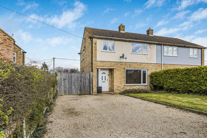 3 Bedroom Semi-Detached House For Sale In Mill Close, Charlton On Otmoor, OX5