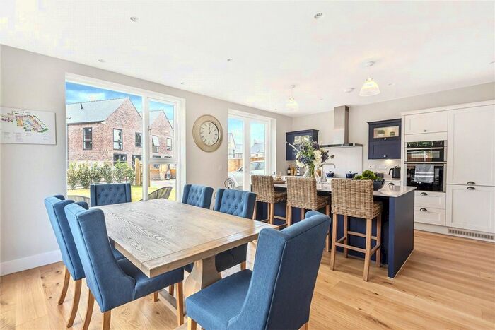 4 Bedroom Link Detached House For Sale In Great Somerford, Chippenham, Wiltshire SN15