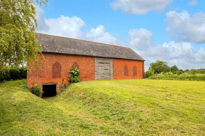 4 Bedroom Barn Conversion For Sale In Castle Tump, Newent, Gloucestershire, GL18